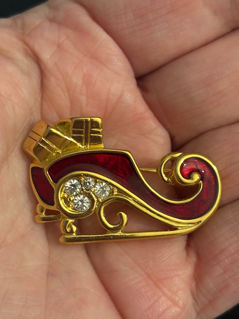 Vintage Trifari Red Enamel Sleigh Brooch 1” x 1.5”